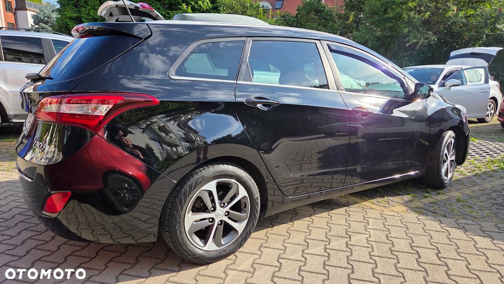 Hyundai i30 1.4 GO - 4