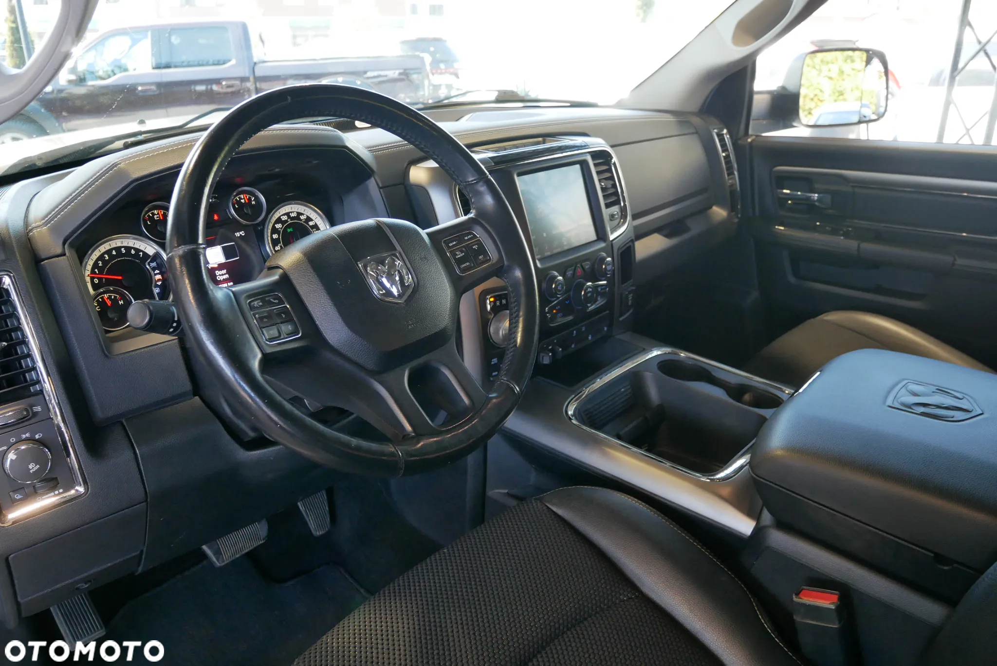 Dodge RAM 1500 5.7 4x4 - 18