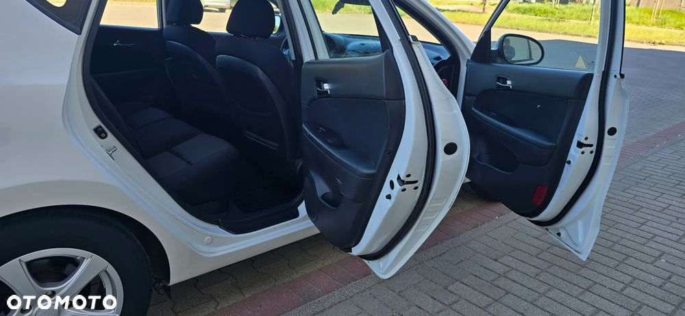 Hyundai i30 1.6 CRDi Comfort - 21