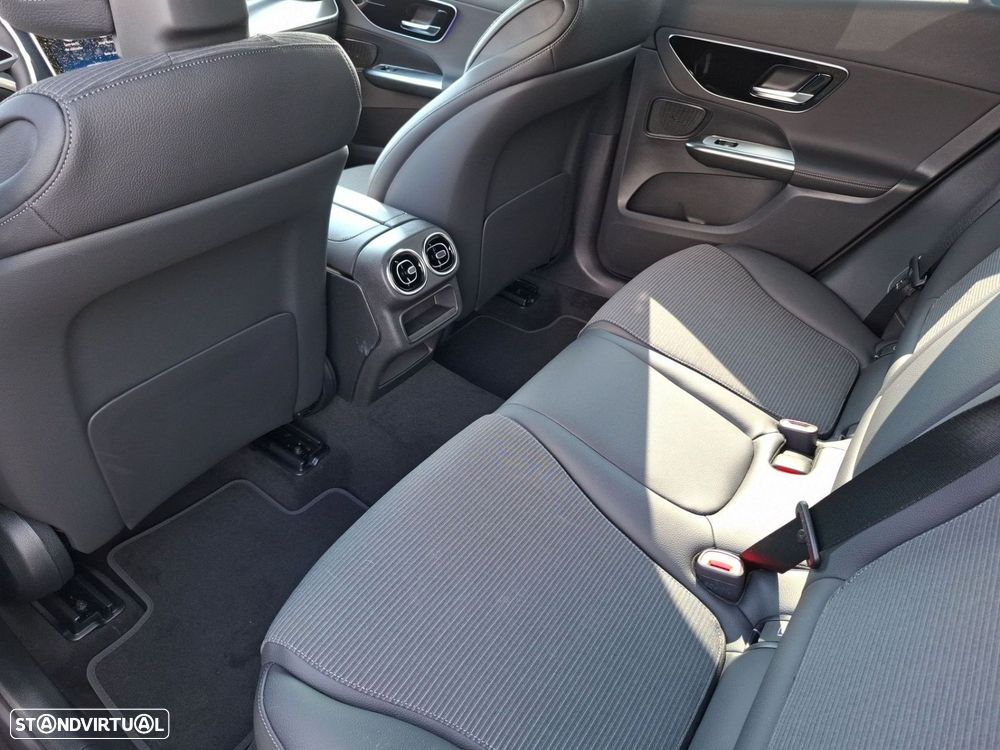 Mercedes-Benz GLC 300 de 4Matic - 26