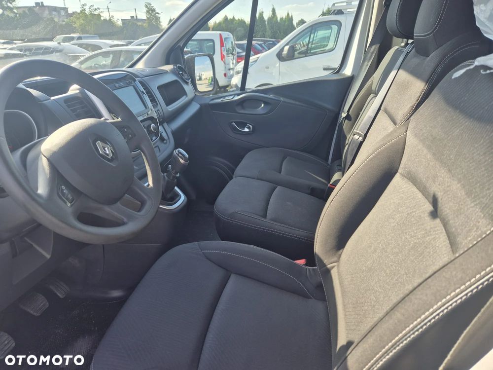 Renault Trafic - 9