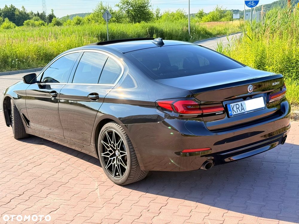 BMW Seria 5 530i GPF Sport Line sport - 5