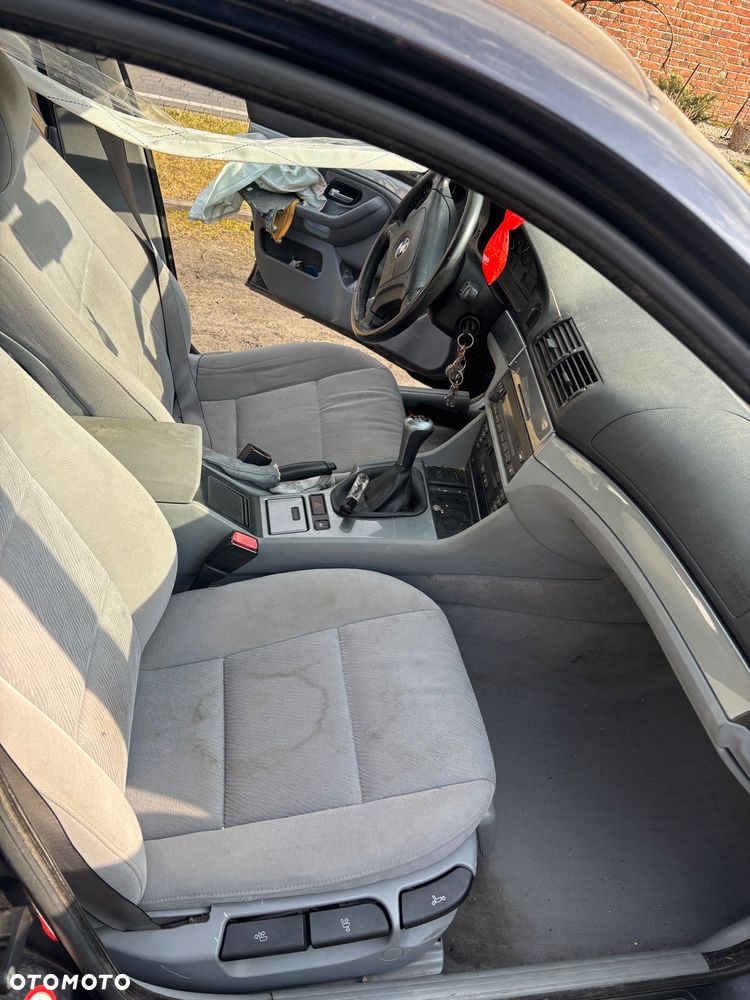 BMW Seria 5 - 11