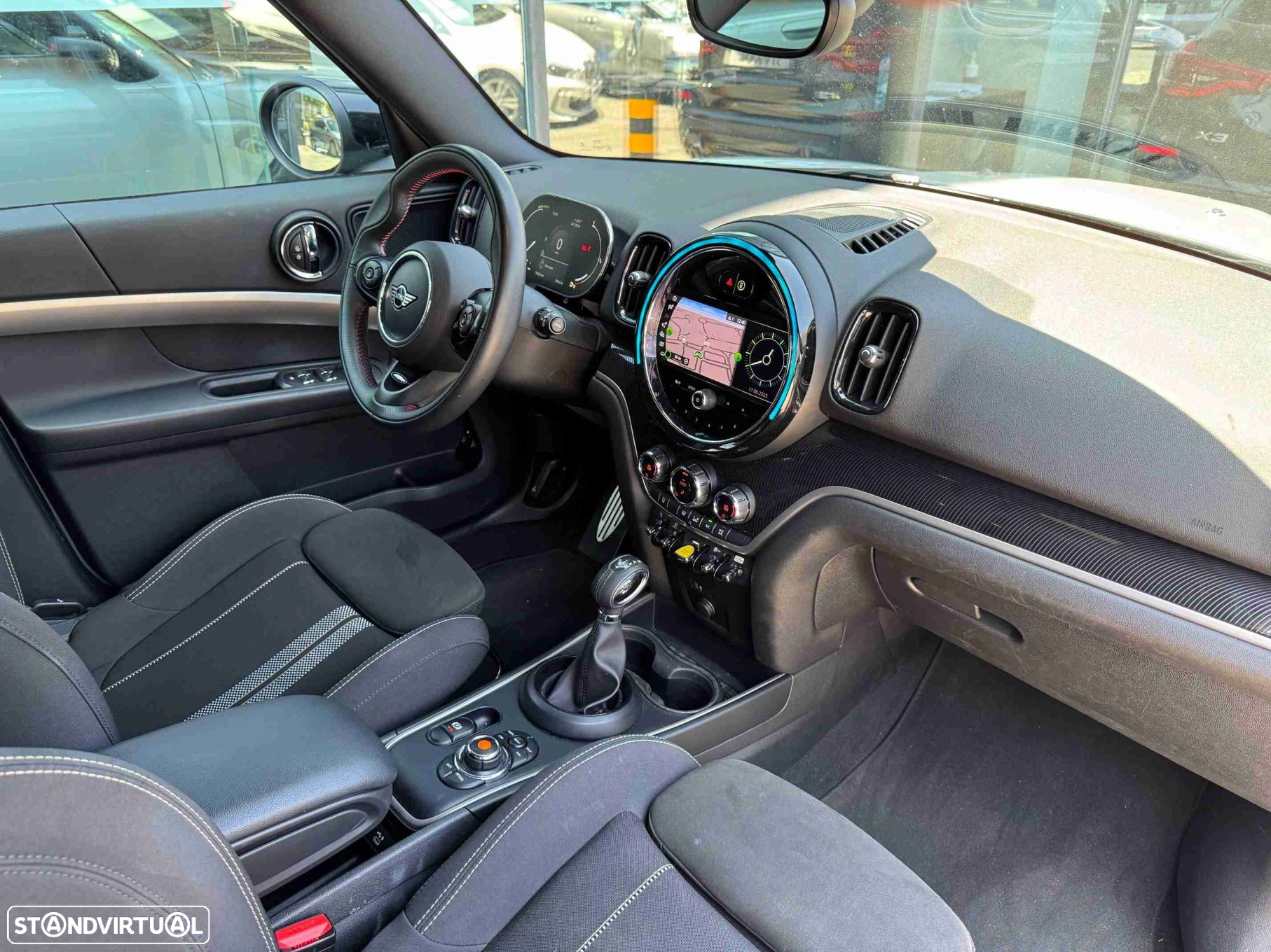 MINI Countryman Cooper ALL4 Classic Auto - 11