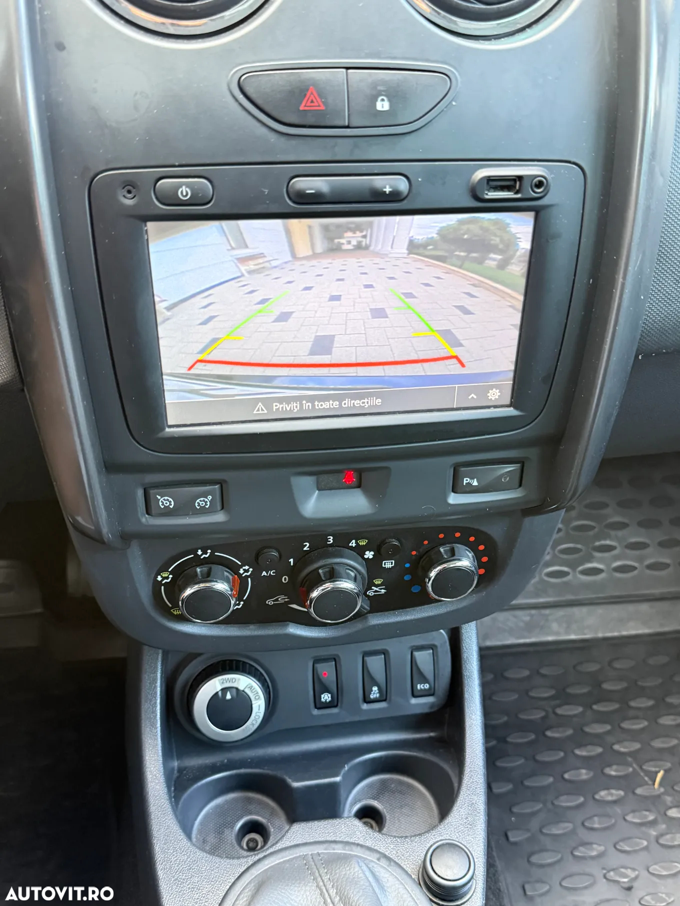 Dacia Duster 1.6 4x4 SL Connected by Orange - 13