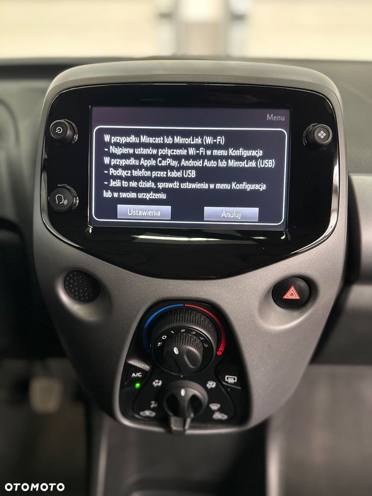 Toyota Aygo x-play connect - 14