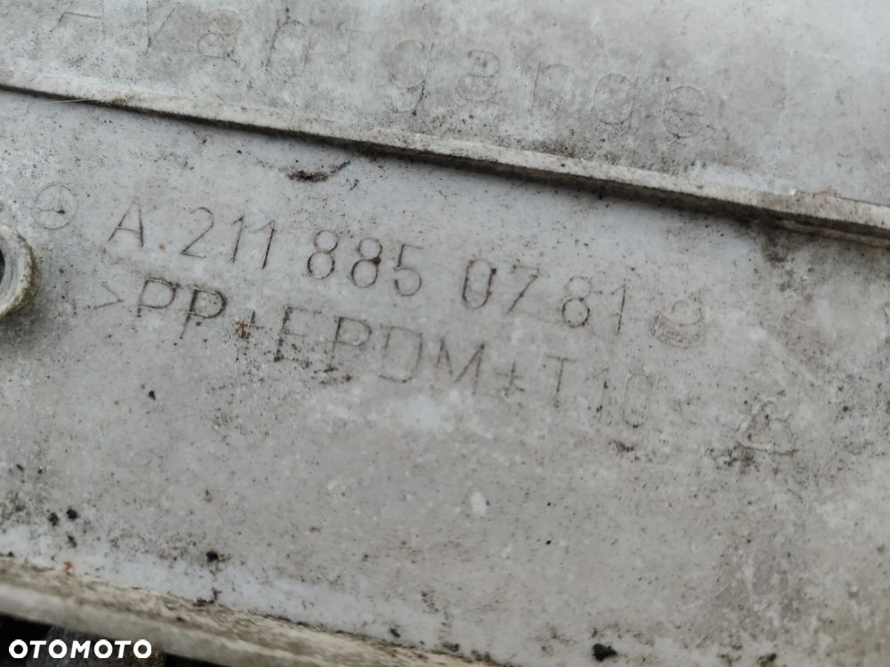 MERCEDES W211 02-06 Ramka pod Tablice Rejestracyjną Zderzaka Zderzak - 13
