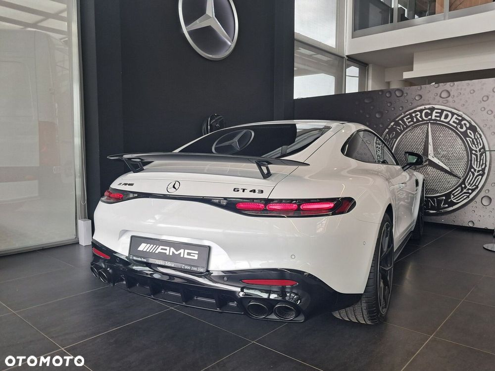 Mercedes-Benz AMG GT - 17