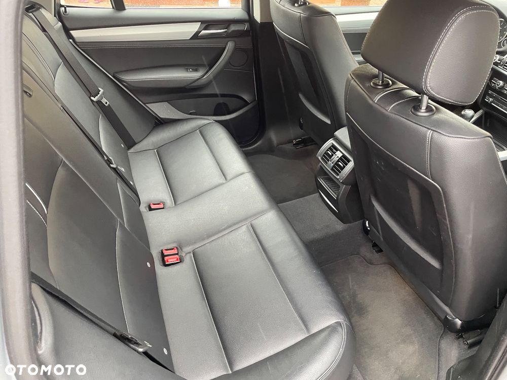 BMW X3 sDrive18d xLine - 15