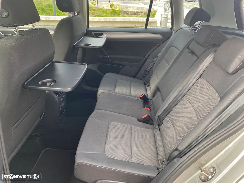 VW Golf 1.6 TDi BlueMotion Confortline - 12