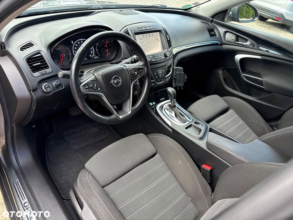 Opel Insignia - 8