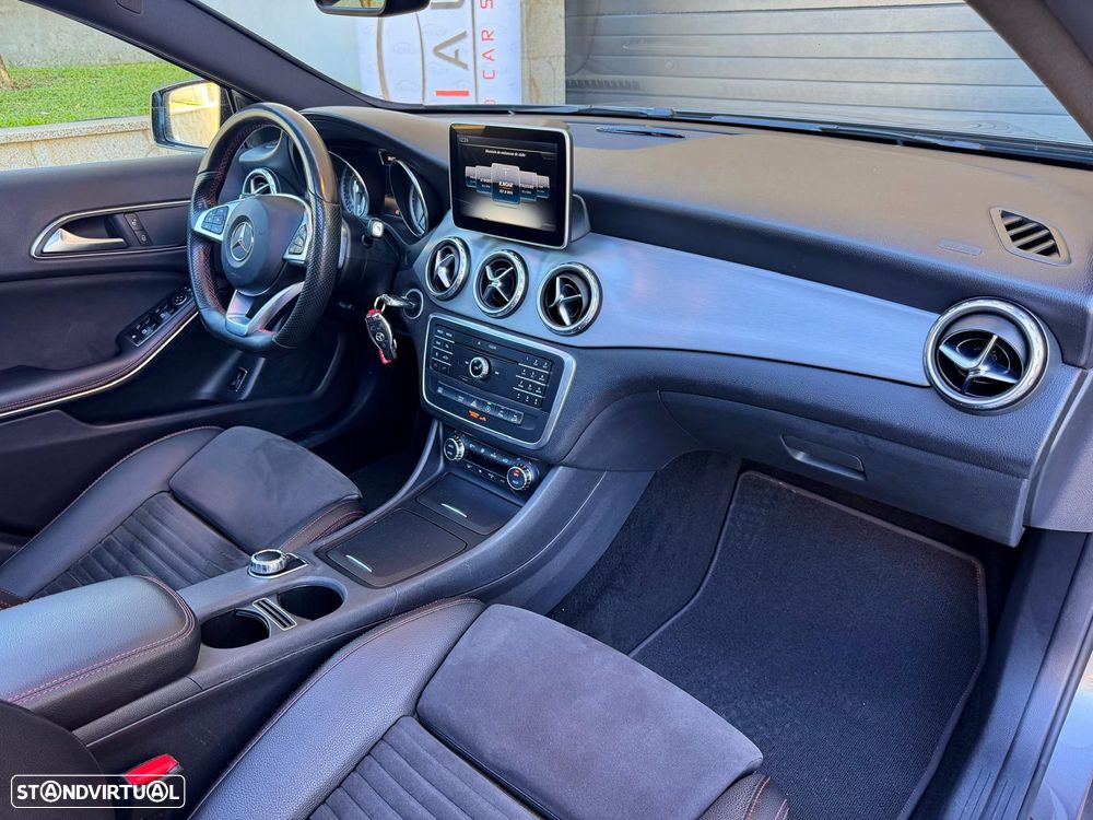 Mercedes-Benz GLA 220 d AMG Line - 8