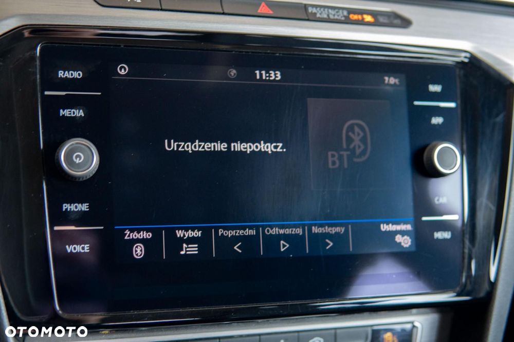 Volkswagen Passat - 18