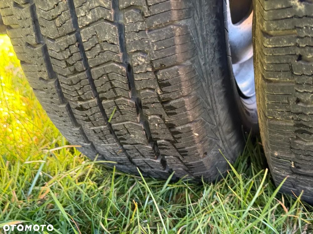 Iveco Daily 35C12 D - 12