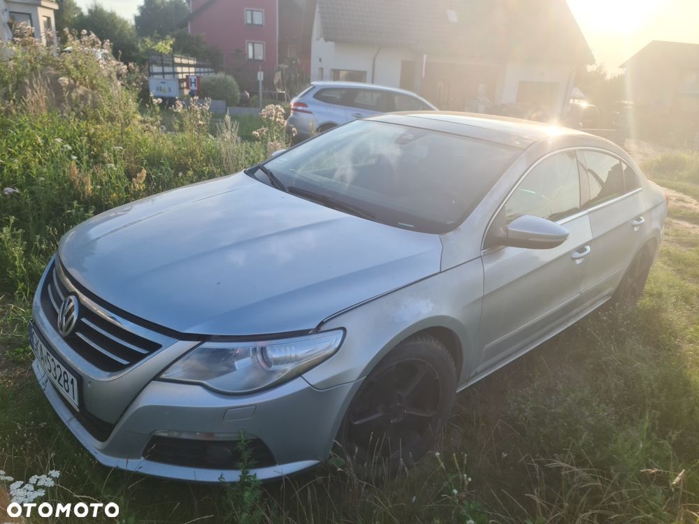 Volkswagen Passat CC - 2