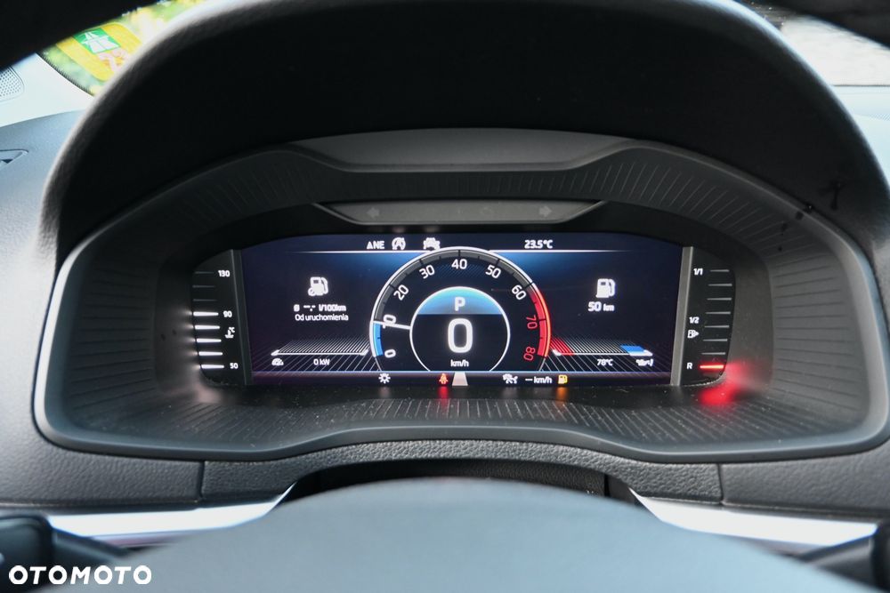 Skoda Karoq 1.5 TSI ACT DSG Ambition - 25