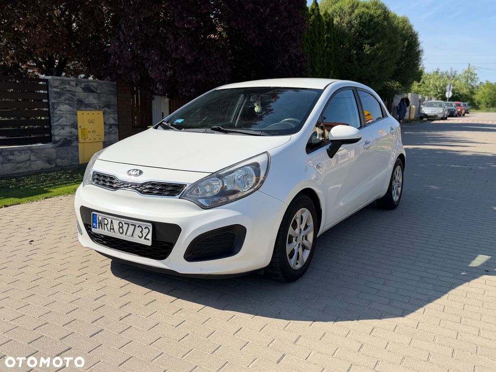 Kia Rio 1.2 Business Line - 9