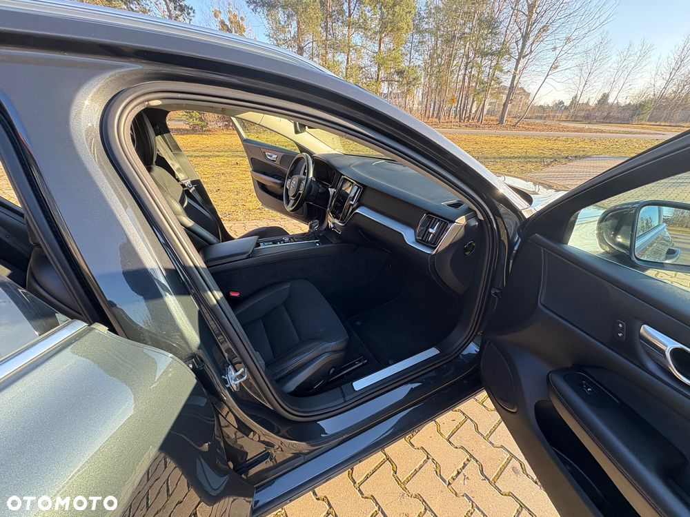 Volvo V60 D4 Geartronic Momentum - 15