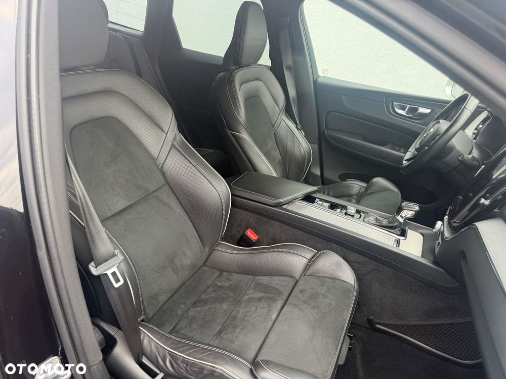 Volvo XC 60 - 28