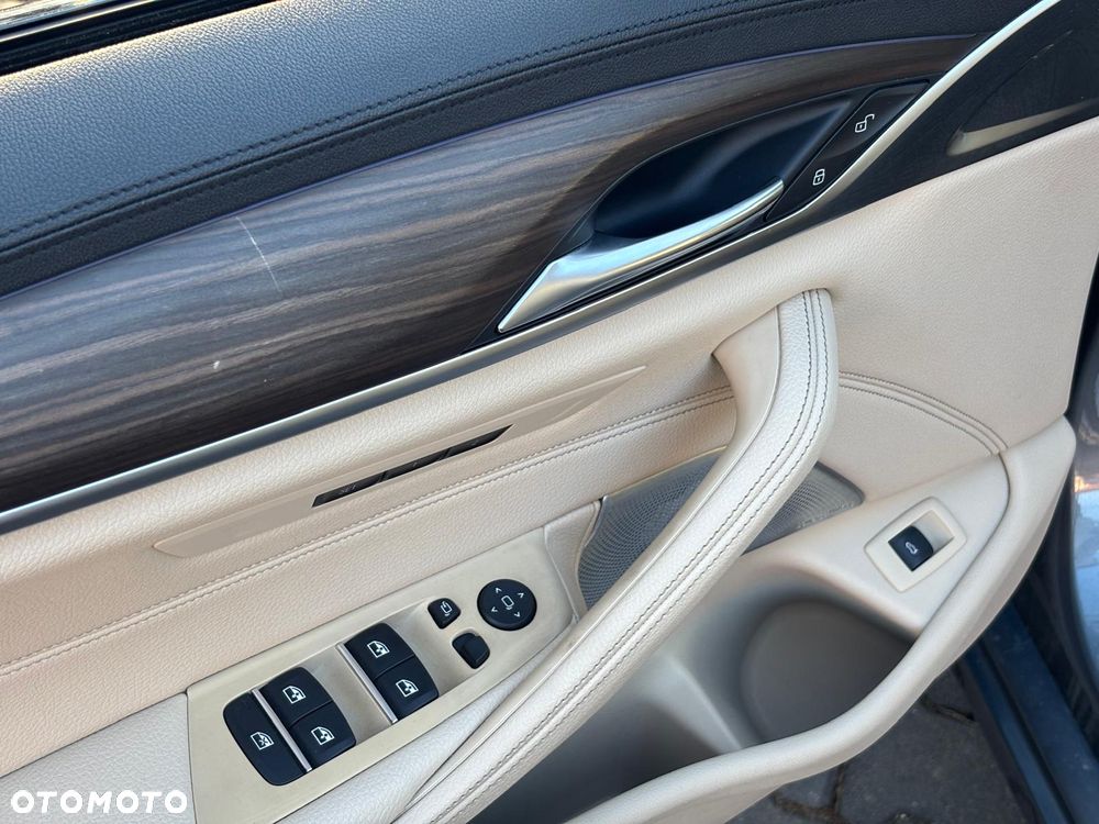 BMW Seria 5 540d xDrive M Sport sport - 21