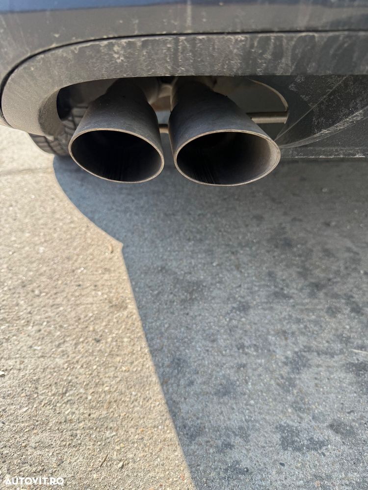 Volkswagen Passat 2.0 TDI Blue TDI Highline - 11