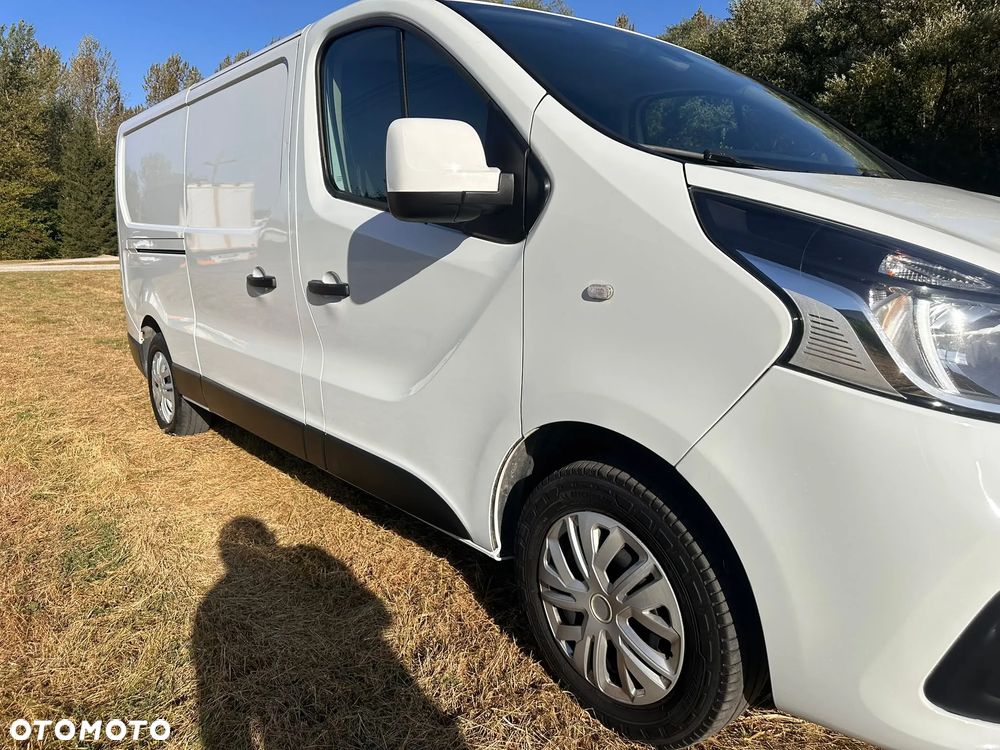 Nissan Nv300 LONG L2H1 jak Trafic, Vivaro 1.6 diesel dCi 125manual 2018 rok WEBASTO, KAMERA COFANIA, CZUJNIKI PARKOWANIA, NIEWIELKI PRZEBIEG! - 20
