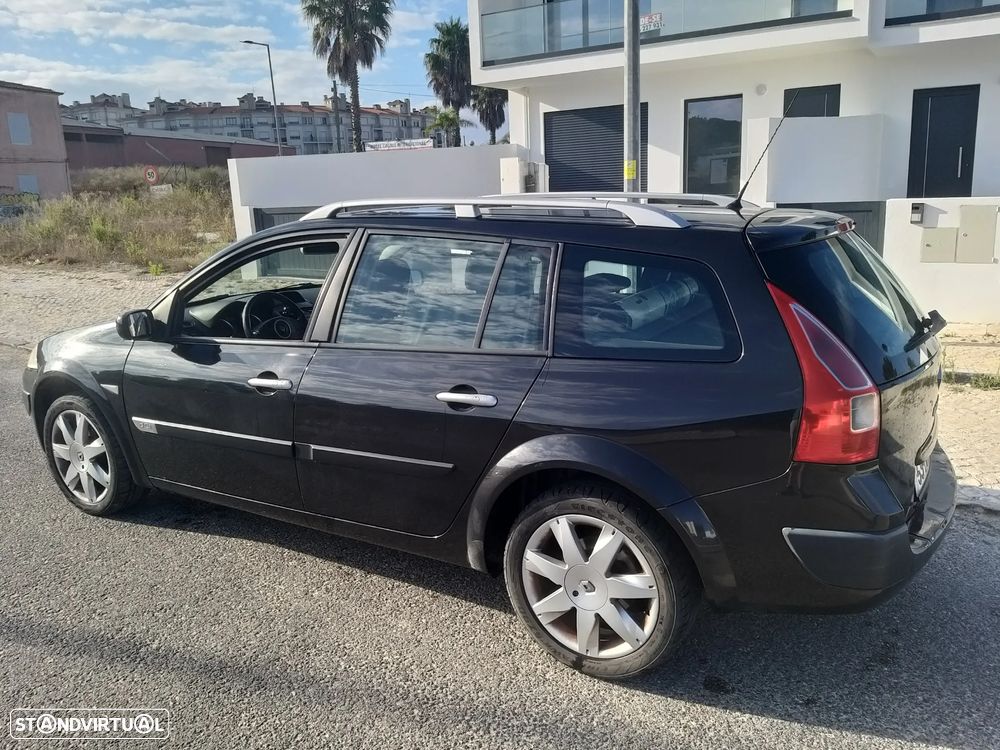 Renault Mégane Break 1.5 dCi Confort - 4