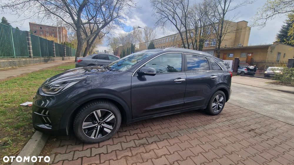 Kia Niro 1.6 GDI Hybrid Business Line - 1