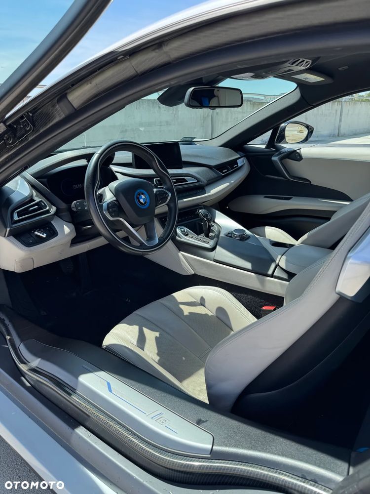 BMW i8 - 14