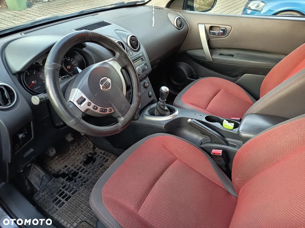 Nissan Qashqai - 12