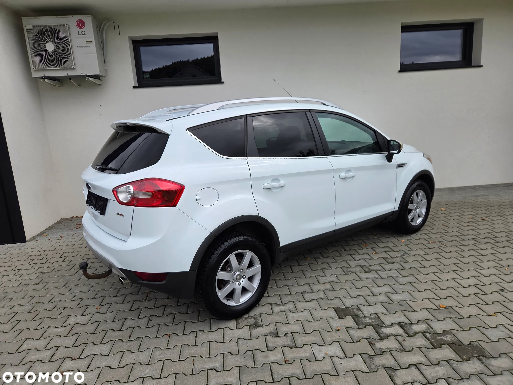 Ford Kuga - 16