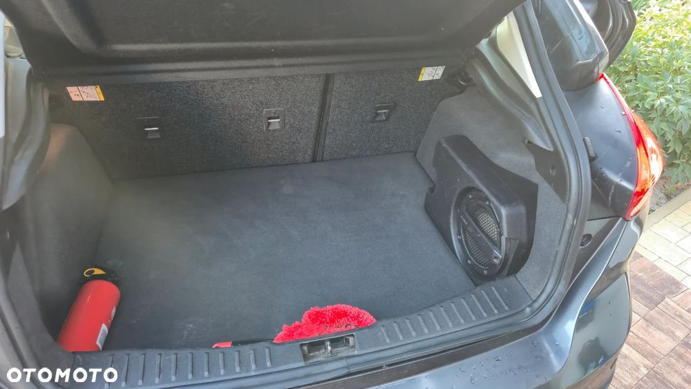 Ford Focus - 19