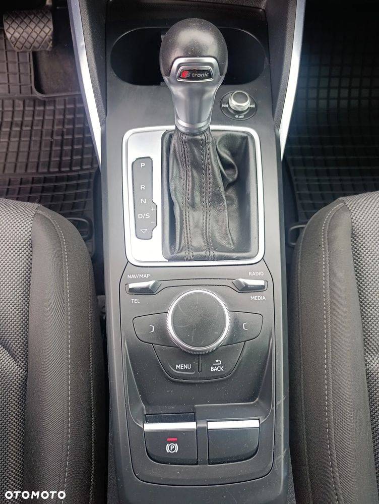 Audi Q2 1.4 TFSI Cylinder on demand S tronic - 24
