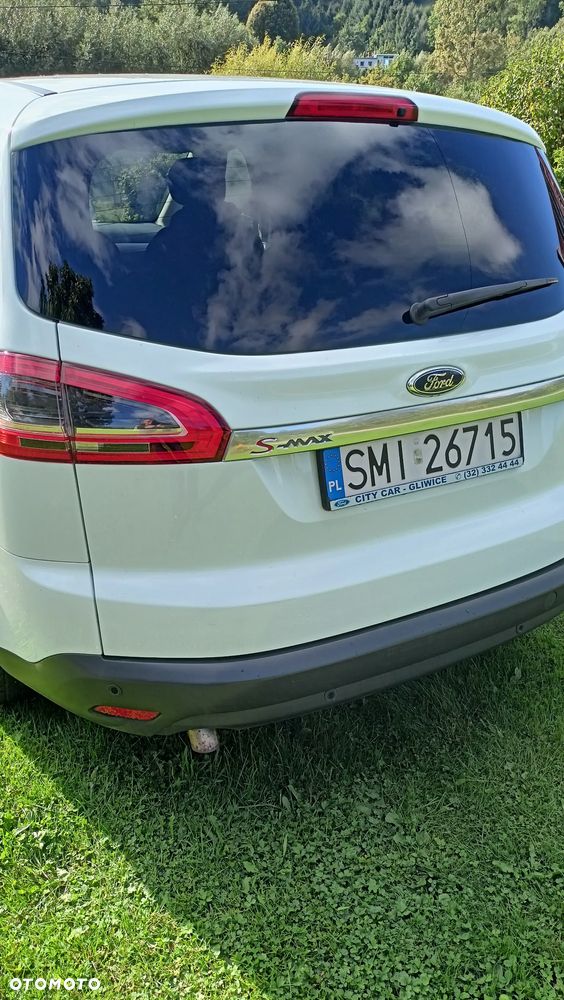 Ford S-Max - 17