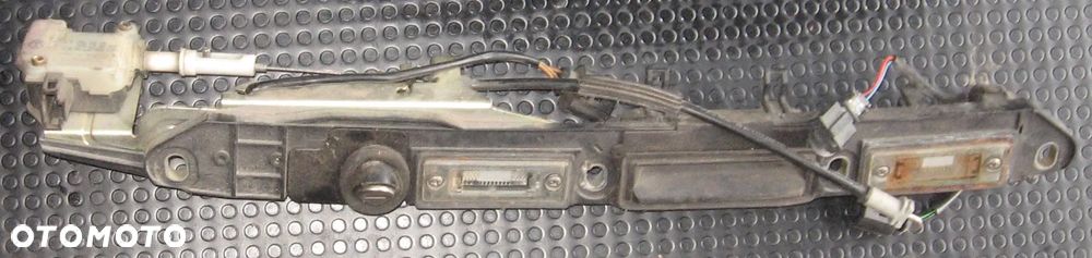 klamka klapy mikrostyk PASSAT B5 lift  SUPERB - 1