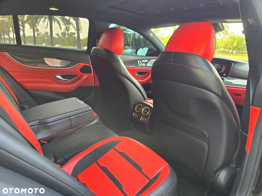 Mercedes-Benz AMG GT 53 4Matic+ Speedshift TCT 9G - 15