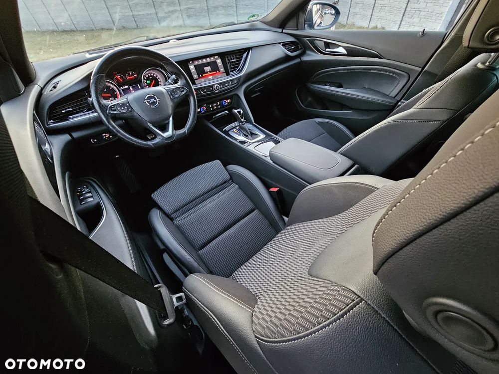 Opel Insignia 1.6 Automatik Business Innovation - 27