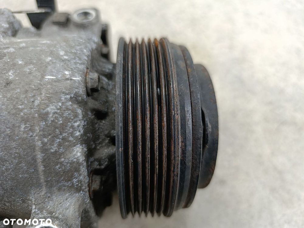 POMPA, SPRĘŻARKA KLIMATYZACJI BMW 1 E87 6987862 2.0 D 118d - 3