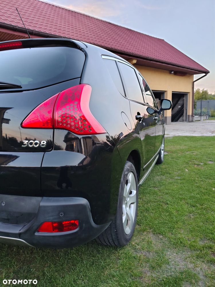 Peugeot 3008 2011