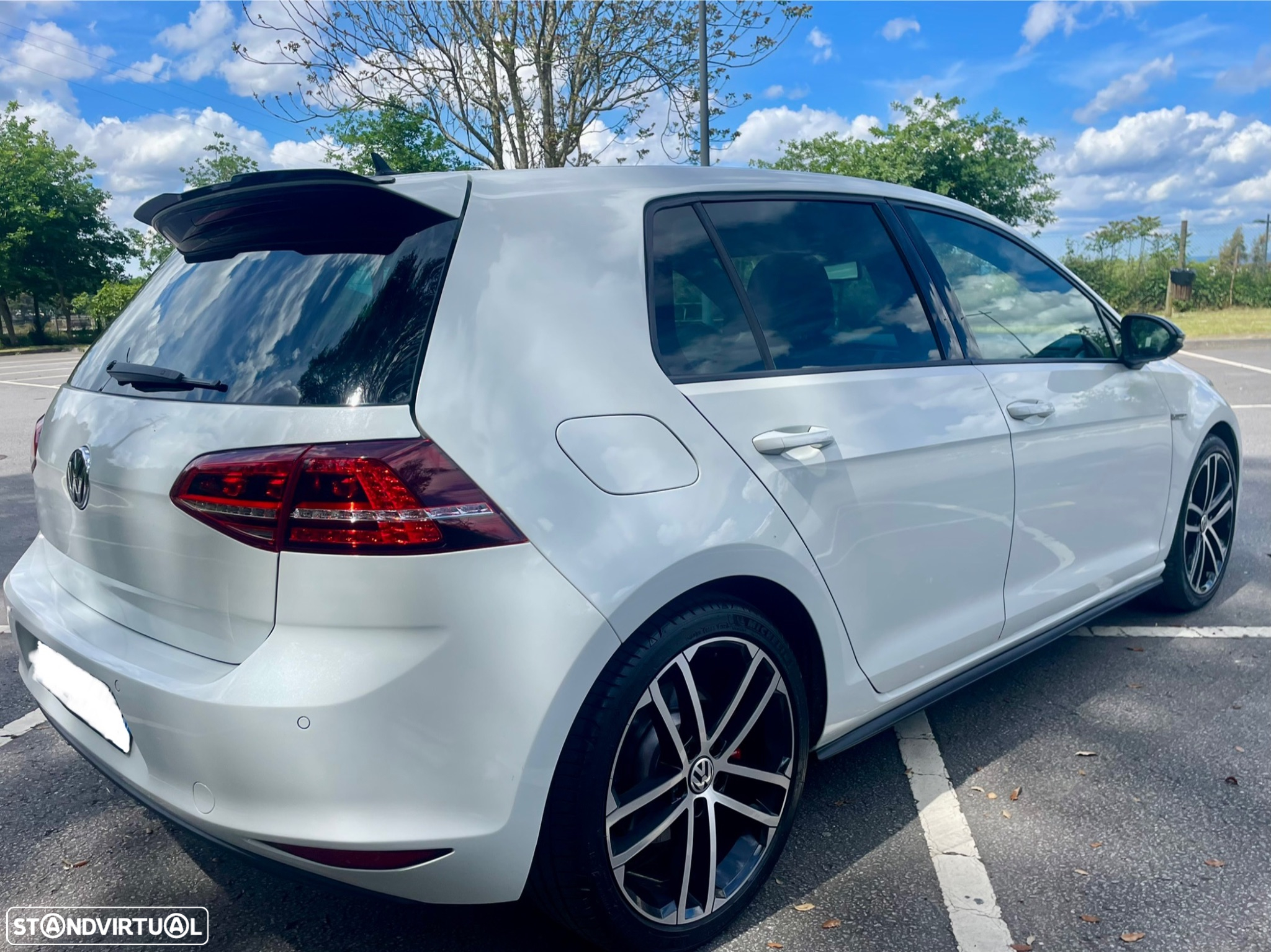 VW Golf 2.0 TDI GTD - 9