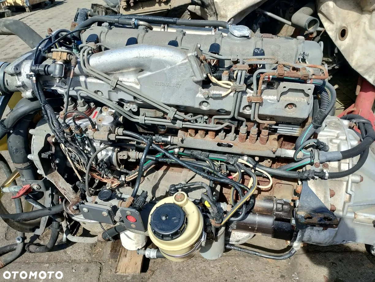 Silnik Renault Premium 270 DCi 6AJ01 - 2