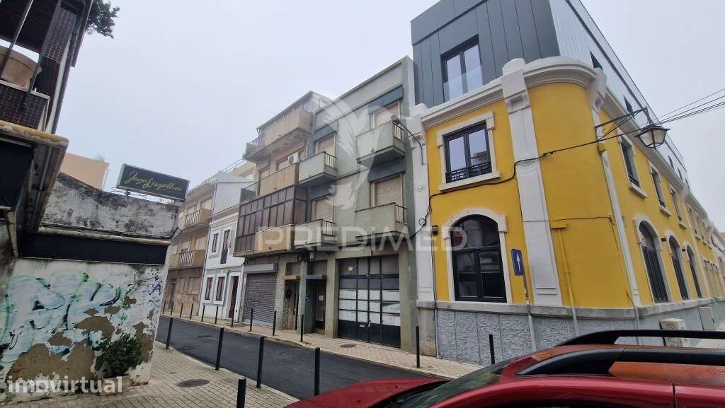 Apartamento T2 - Vila Franca de Xira - Grande imagem: 2/36