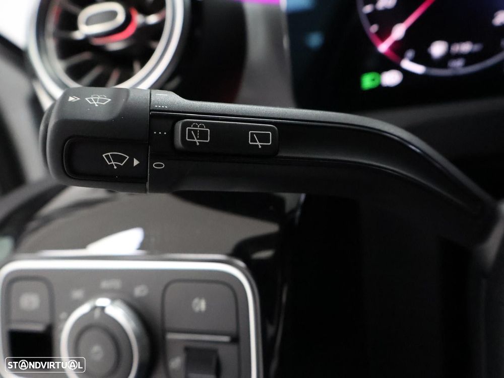 Mercedes-Benz A 180 d - 16