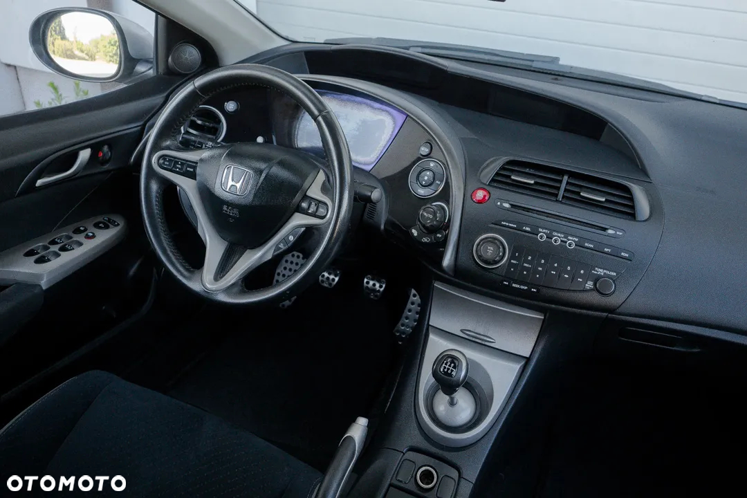 Honda Civic 1.8 Sport - 35