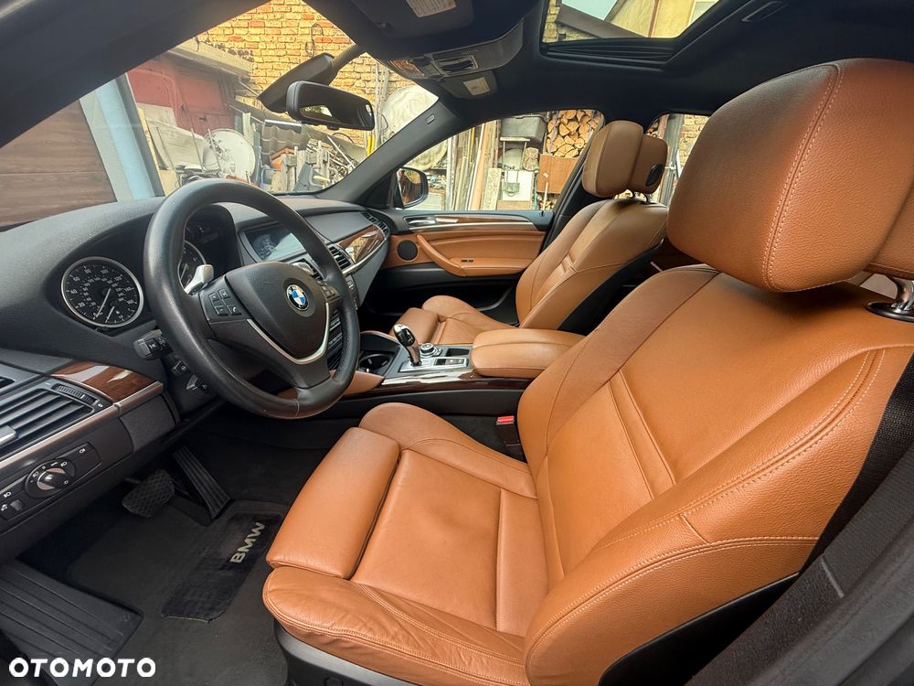BMW X6 xDrive35i - 22