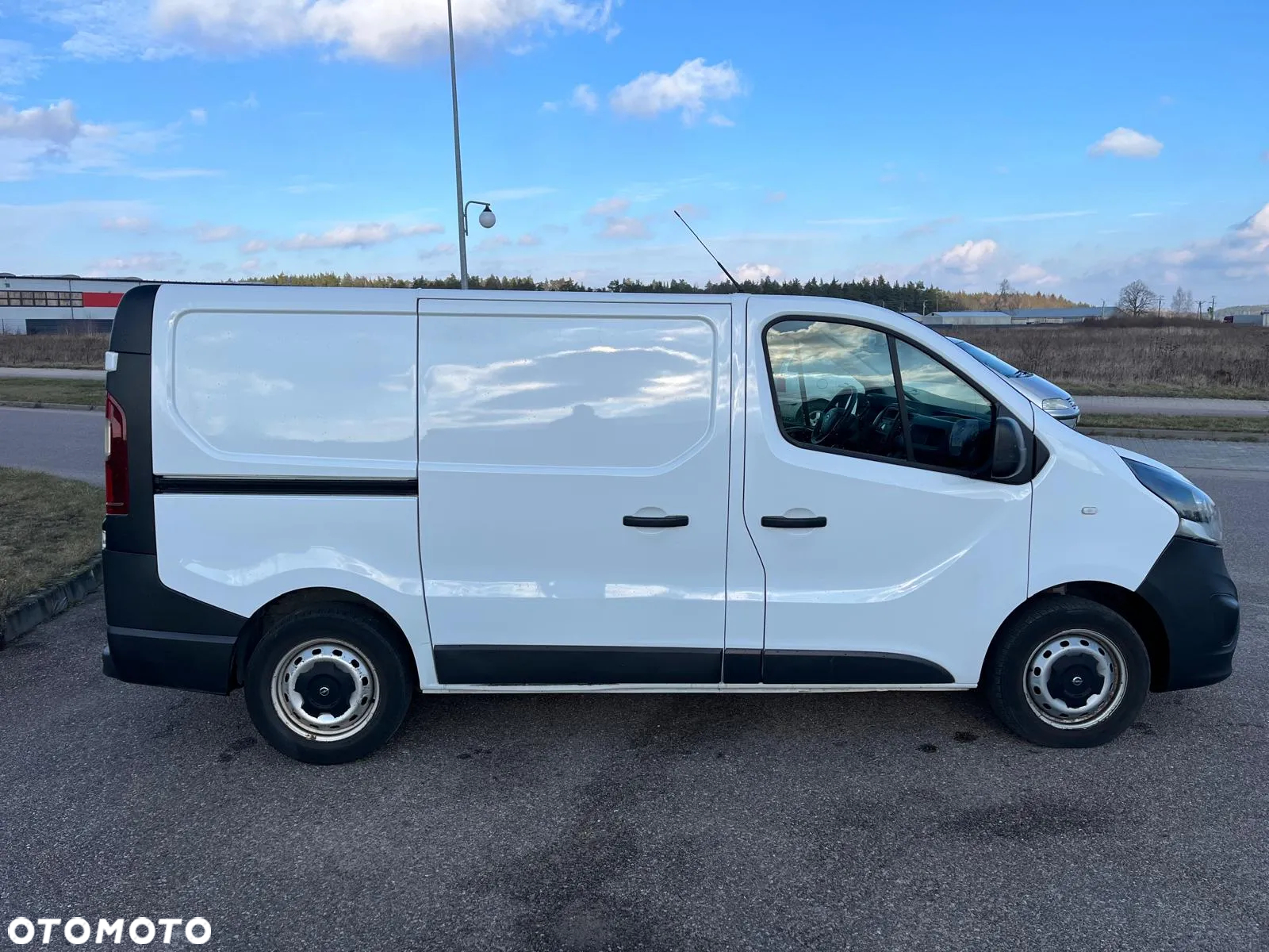 Opel Vivaro - 4