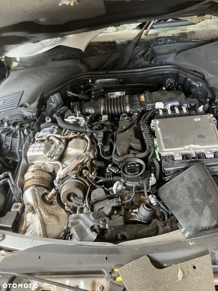 Mercedes-Benz Klasa C 220 d 9G-TRONIC AMG Line - 9