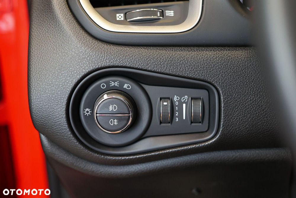Jeep Renegade 1.0 GSE T3 Turbo Longitude FWD S&S - 32