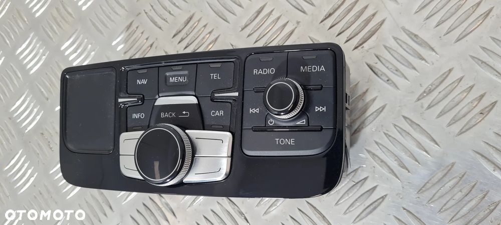 Audi A8 D4 Panel Sterowania Navi MMI - 2