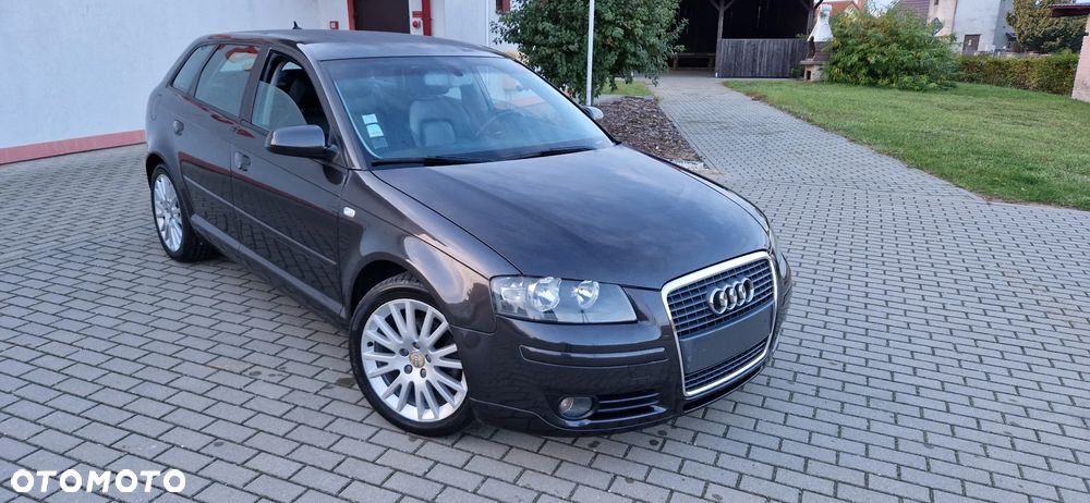 Audi A3 Sportback - 2